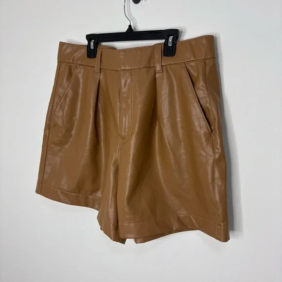 Abercrombie & Fitch hi rise vegan leather tan shorts size large - Picture 4 of 8